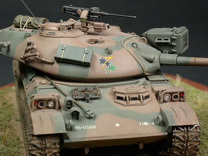 Ariete MBT by Wayne Bowman (Trumpeter 1/35) how to wire headlights from scratch 