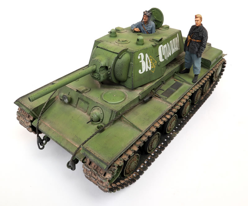 Tamiya 1:35 Russian Heavy Tank KV-1 Model 1941 Early Production Review by  Brett Green