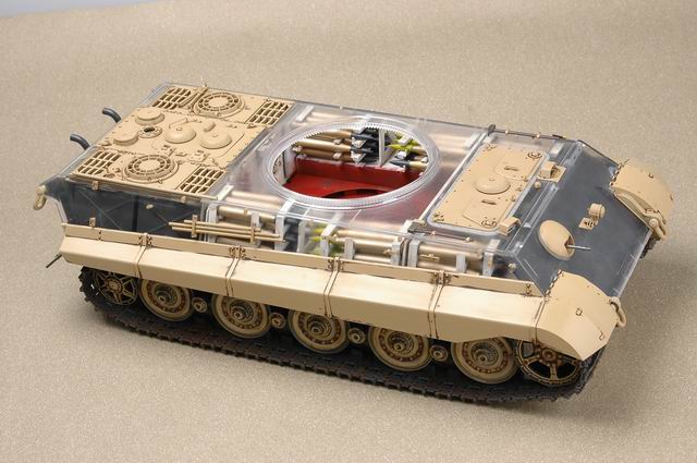King Tiger Preview Trumpeter 1 16